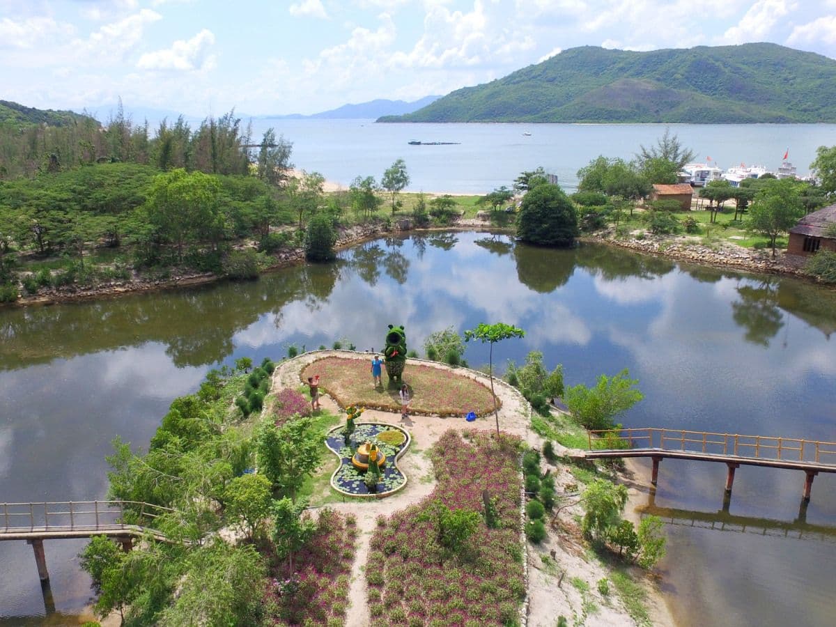 Đảo Hoa Lan Nha Trang Có Gì Chơi?  