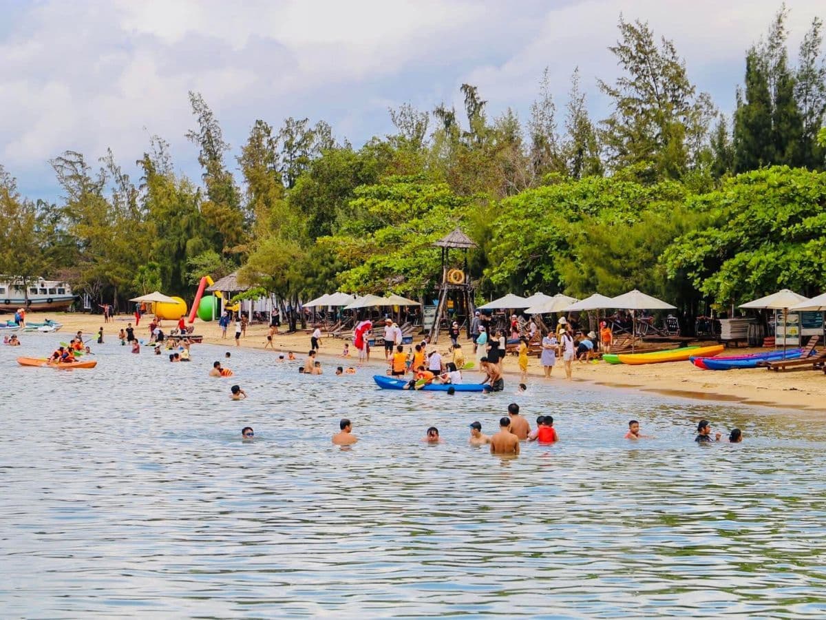 tour đảo hoa lan tắm bùn khoáng 